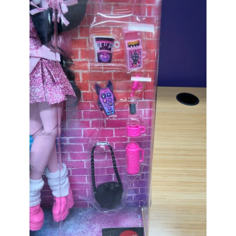 Monster High Draculaura Doll Count Fabulous Pet Accessories Mattel New in Box